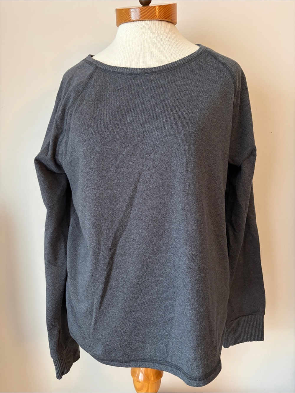 Women's Scoop Neck Lightweight Sweater - Charcoal